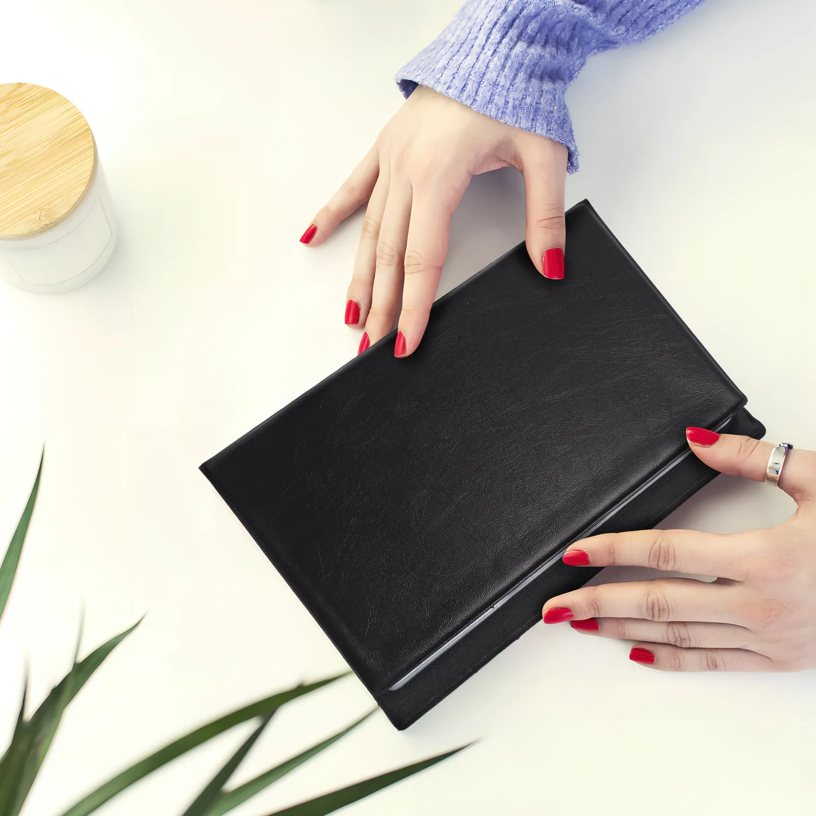 

Business Card Holder Book Organizer Large Capacity Card Pocket Case Holds 240 Cards Ideal for Meeting Trade Shows