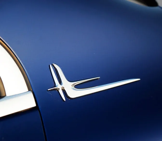 

Pair Body Side "L" Emblem Car Badge Decal Sticker