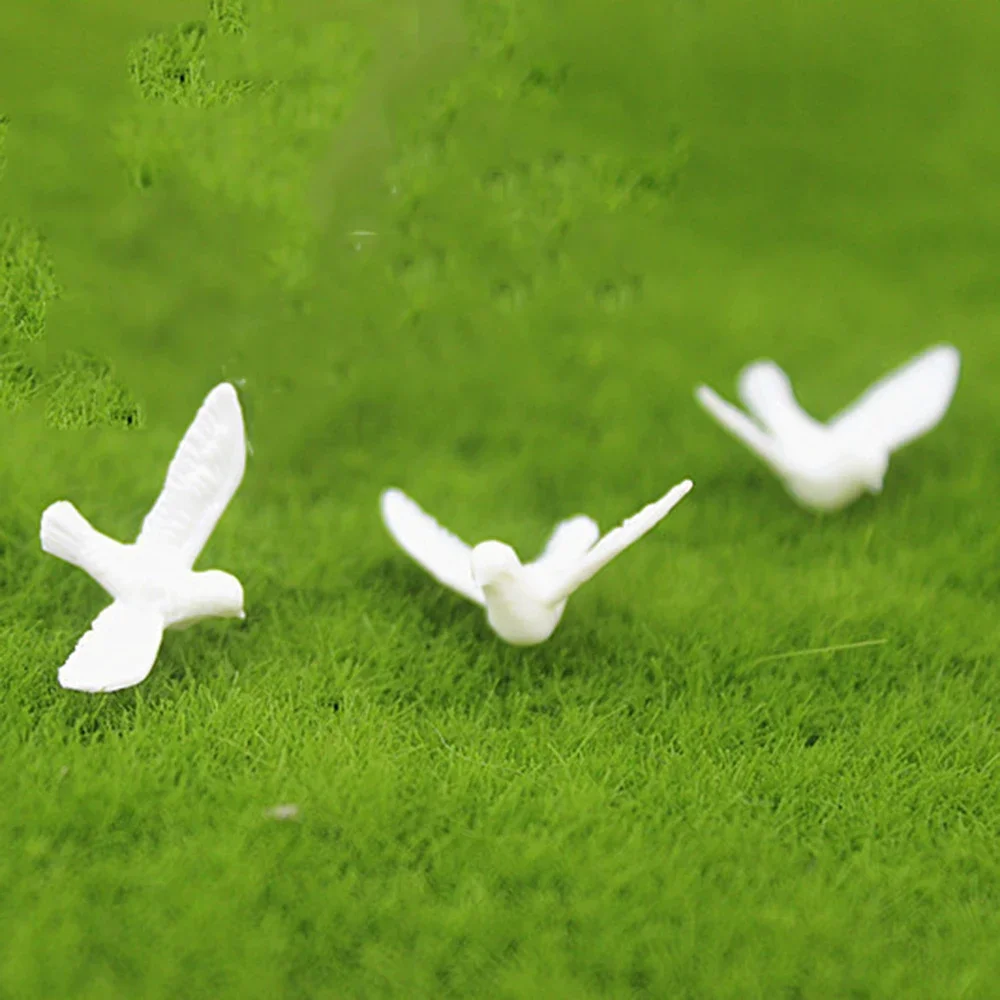 5Pcs 1/12 Doll House Miniature Resin White Dove Simulation Animal Model for Mini Decoration Dollhouse Accessories