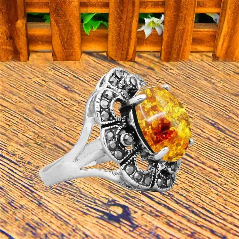 Oval Simulated Ambers Rings For Women Antique Silver Plated Rhinestone Plum Flower Resin Vintage  Jewelry TR707