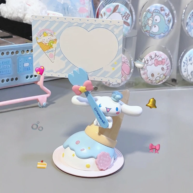 Hellokitty-modelo de pastel Kawaii, juguetes pequeños Kuromi, tarjeta de bendición de canela, adorno de escritorio de Pvc, coleccionables bonitos para niños, regalos