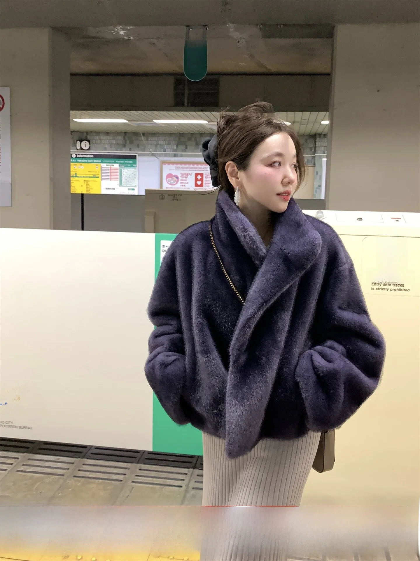 

Женская фиолетовая шуба Wang's Premium ort, осень-зима, новинка 202, теплая кожа и меховая повседневная куртка