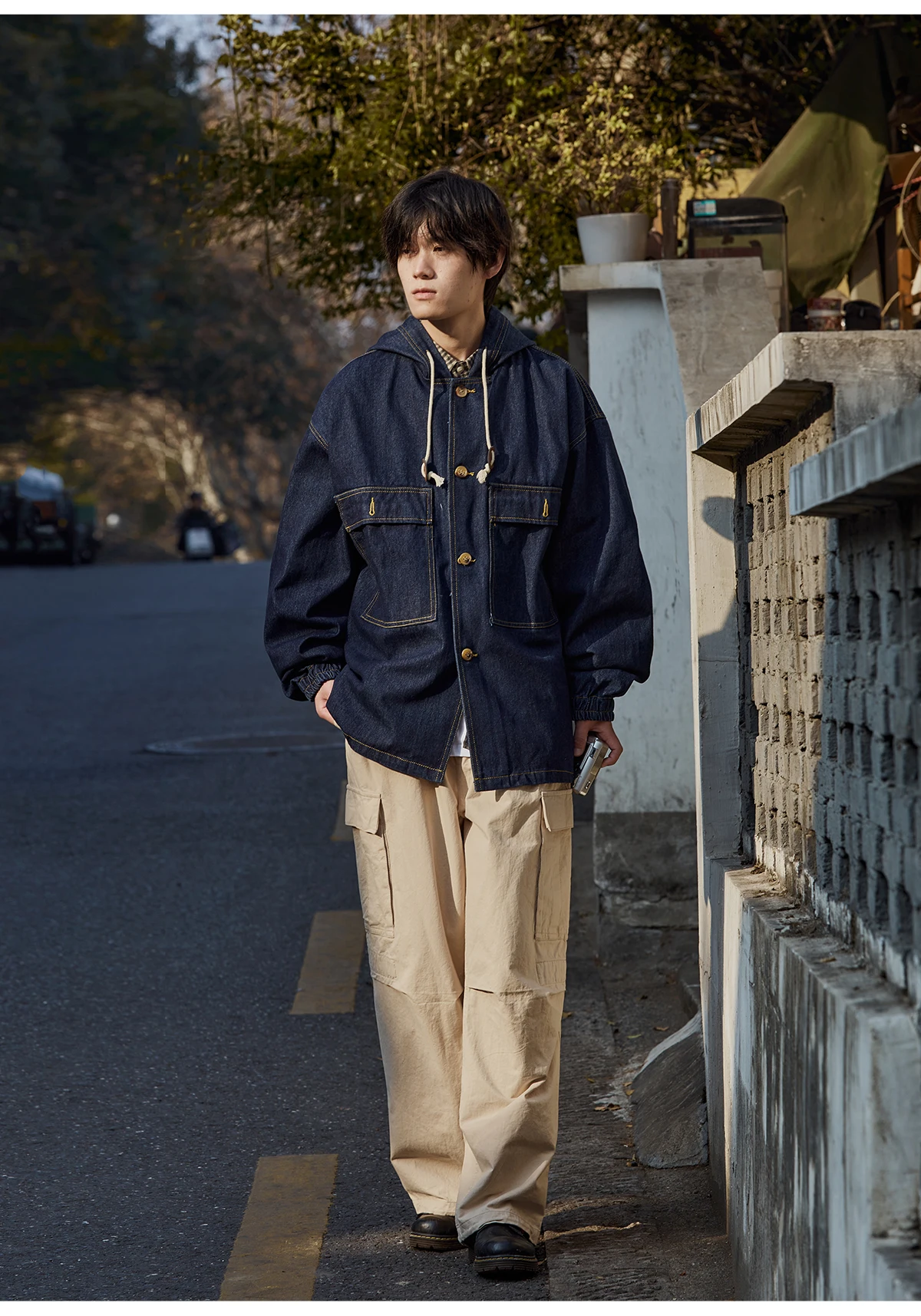 الربيع والخريف اليابانية الرجعية نمط الرجال الأزرق فضفاض عارضة الحد الأدنى تصميم واحدة الصدر مقنعين سترة الدنيم