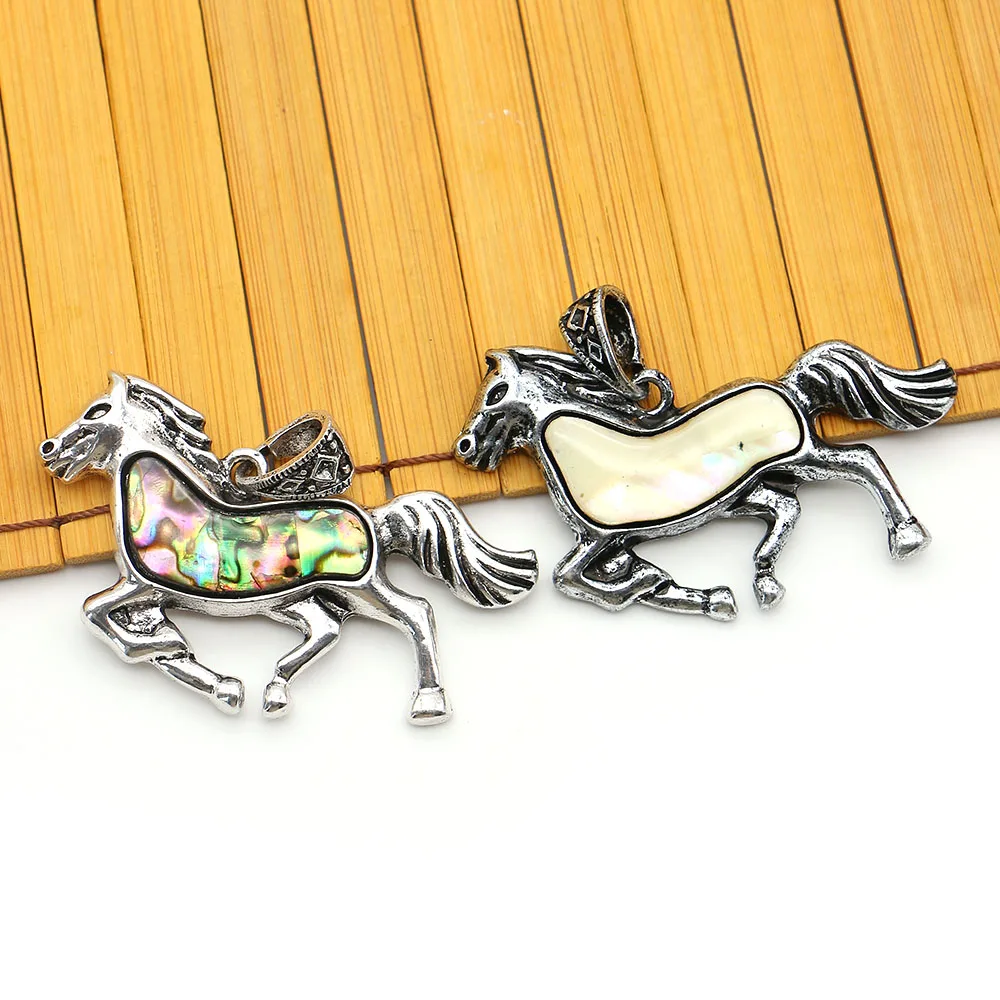

35x51mm Natural Shell Inlay Horse-shaped Necklace Pendant Silver-plated Single-hole Vintage-style Charm Jewelry Accessory 1pc