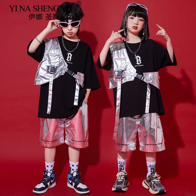 

Детский наряд в стиле хип-хоп, черная футболка, серебряный жилет, шорты, комплект для мальчиков и девочек, одежда для уличных танцев K Pop, костюм для джазовых выступлений