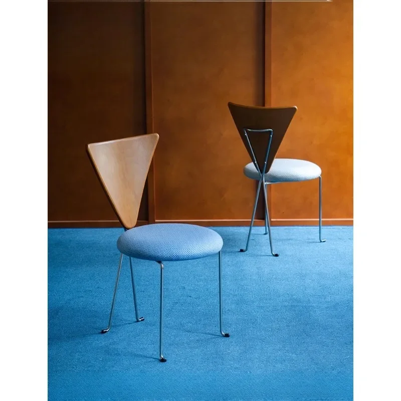 

Shu's new limited-time fan back chair/Bauhaus stainless steel chair