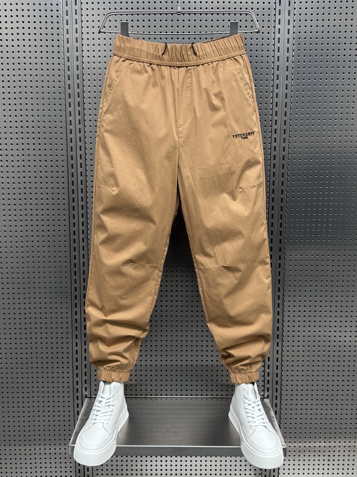 

Летние тонкие брюки с вышивкой, свободные, простые, однотонные, больших размеров, быстросохнущие, укороченные, модные мужские брюки