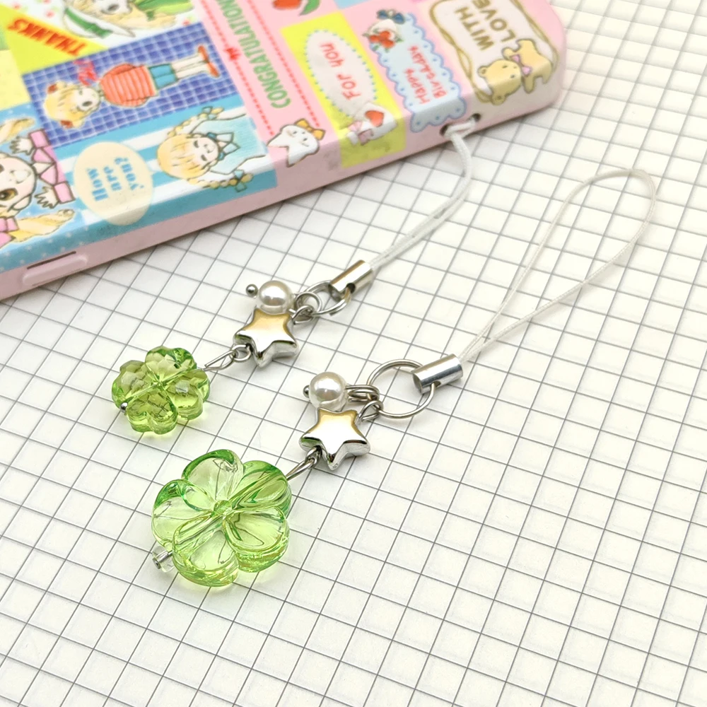 

Sweet Green Crystal Four Leaf Clover Phone Charm Star Pearl Beaded Lanyard Cute Lucky Keychain for Women Girls Y2K Phone Decor