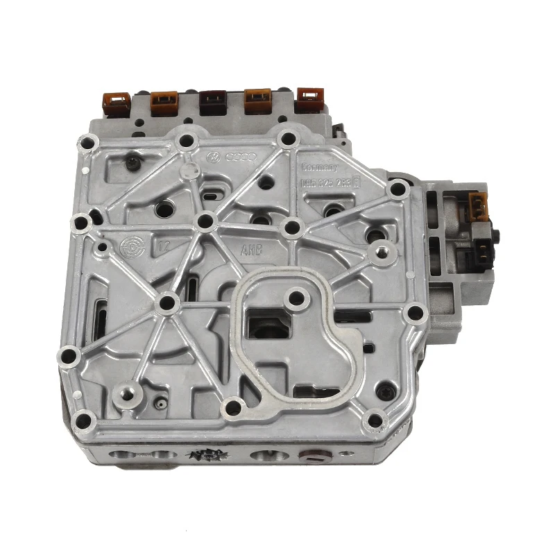 OEM 095325283E Transmission parts oil circuit board suitable for