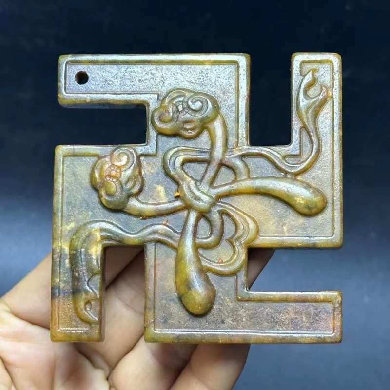 Ming Qing era , Xiuyu , antique vintage carving items, pendants, ornaments, and Wanzi jade tablets