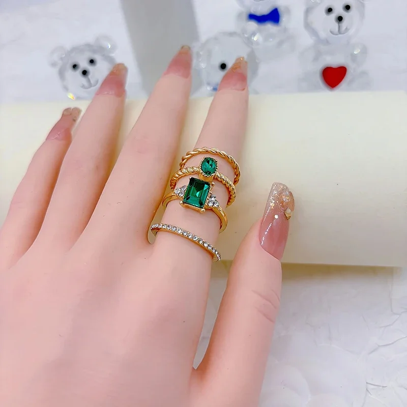 

Jianjie 4Pcs/set Shining Dark Green Zirconia Inlaid Women's Luxury Stackable Set Rings Jewelry Party Delicate Accessories Trend