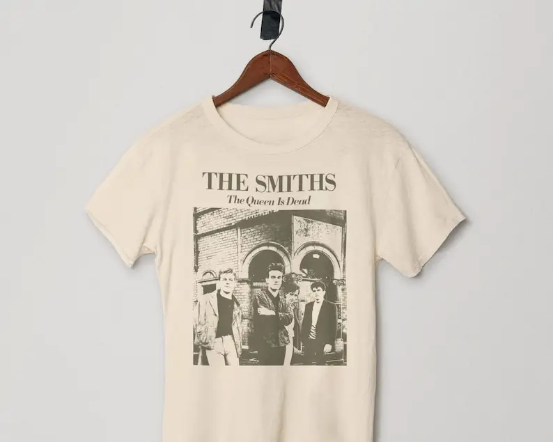 Camiseta The Smiths The Queen is Dead, camiseta unisex vintage de color natural Morrissey.