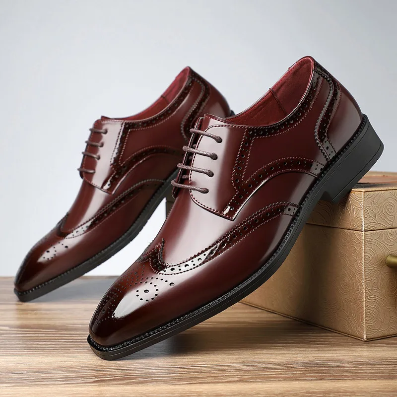Classic Men's Carved Block Brogues Shoes Fashion Pointed Business Dress Shoes Lace Up Oxford Shoes Men's Wedding Formal Footwear