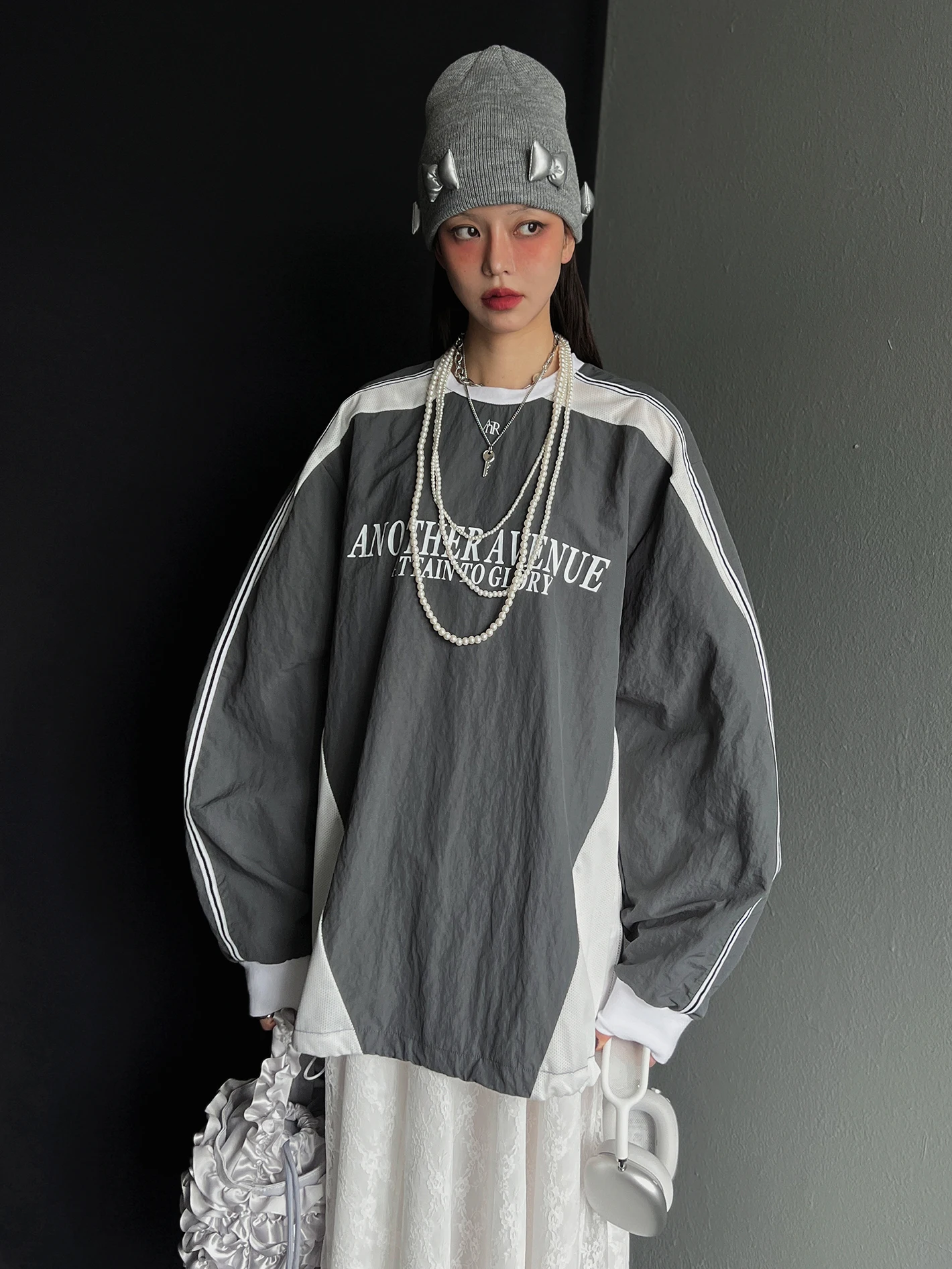 

Женский комплект спортивной одежды Color Blo: худи свободного кроя с длинными рукавами, кружевной отделкой и принтом, для создания молодежного образа