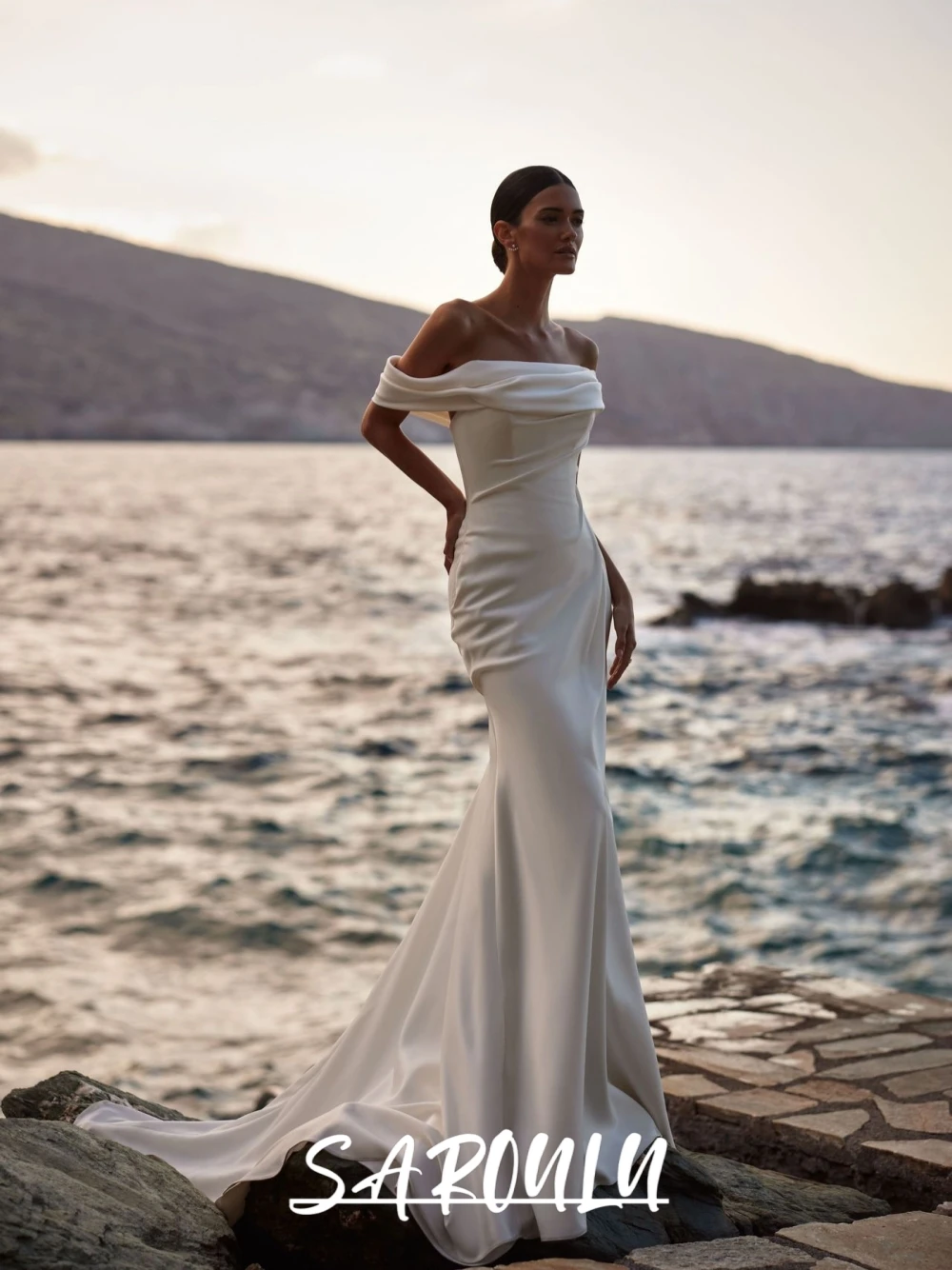 

Soft Satin Pearls Details Wedding Dress Simple Mermaid Long Customized Bride Wear Gorgeous Off the Shoulder Classy Bridal Gown