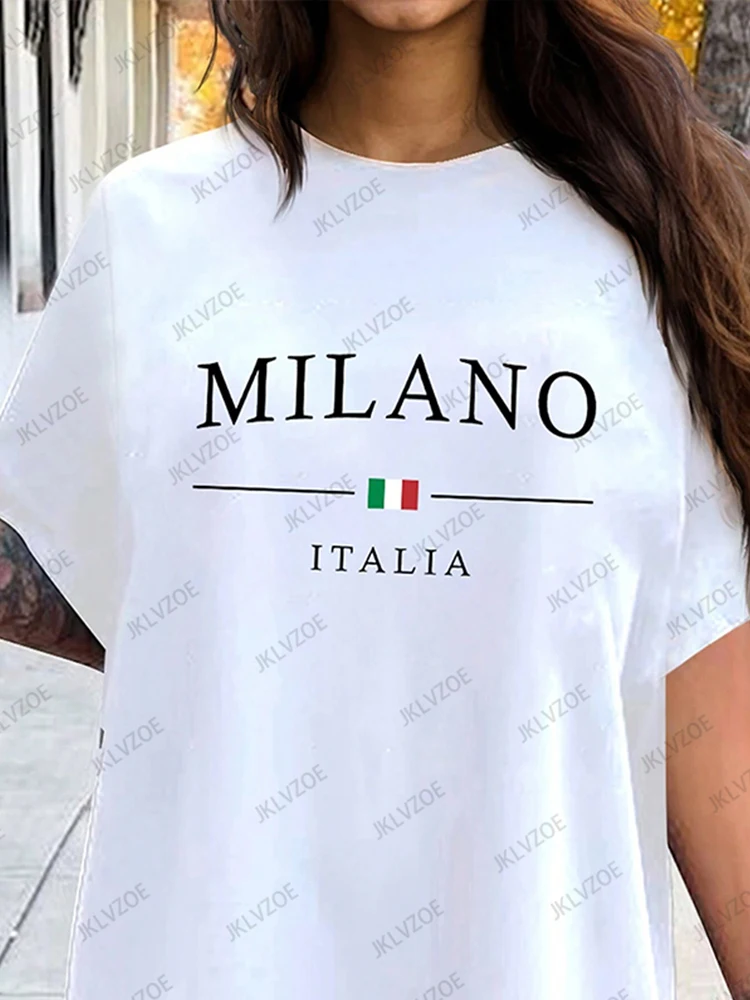 جديد وصول الصيف ميلانو رسالة مطبوعة المرأة قصيرة الأكمام تي شيرت اللباس بلون فضفاض عارضة الرياضة أزياء اللباس