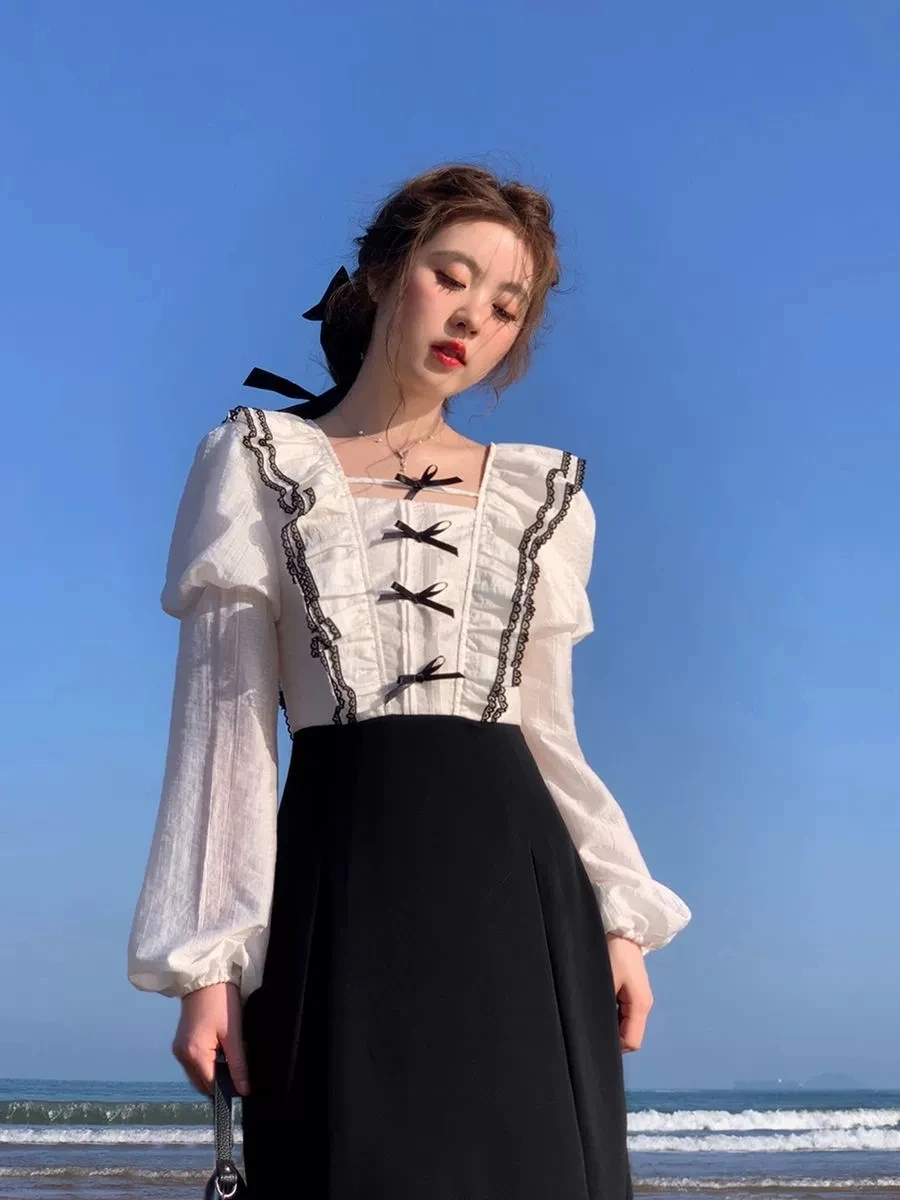 Sukienka Lolita w stylu francuskim vintage Y2K, wyszczuplająca, z falbankowymi rękawami, słodka, optycznie odmładzająca, długa spódnica, dwuczęściowy zestaw damski, podkreślający temperament.