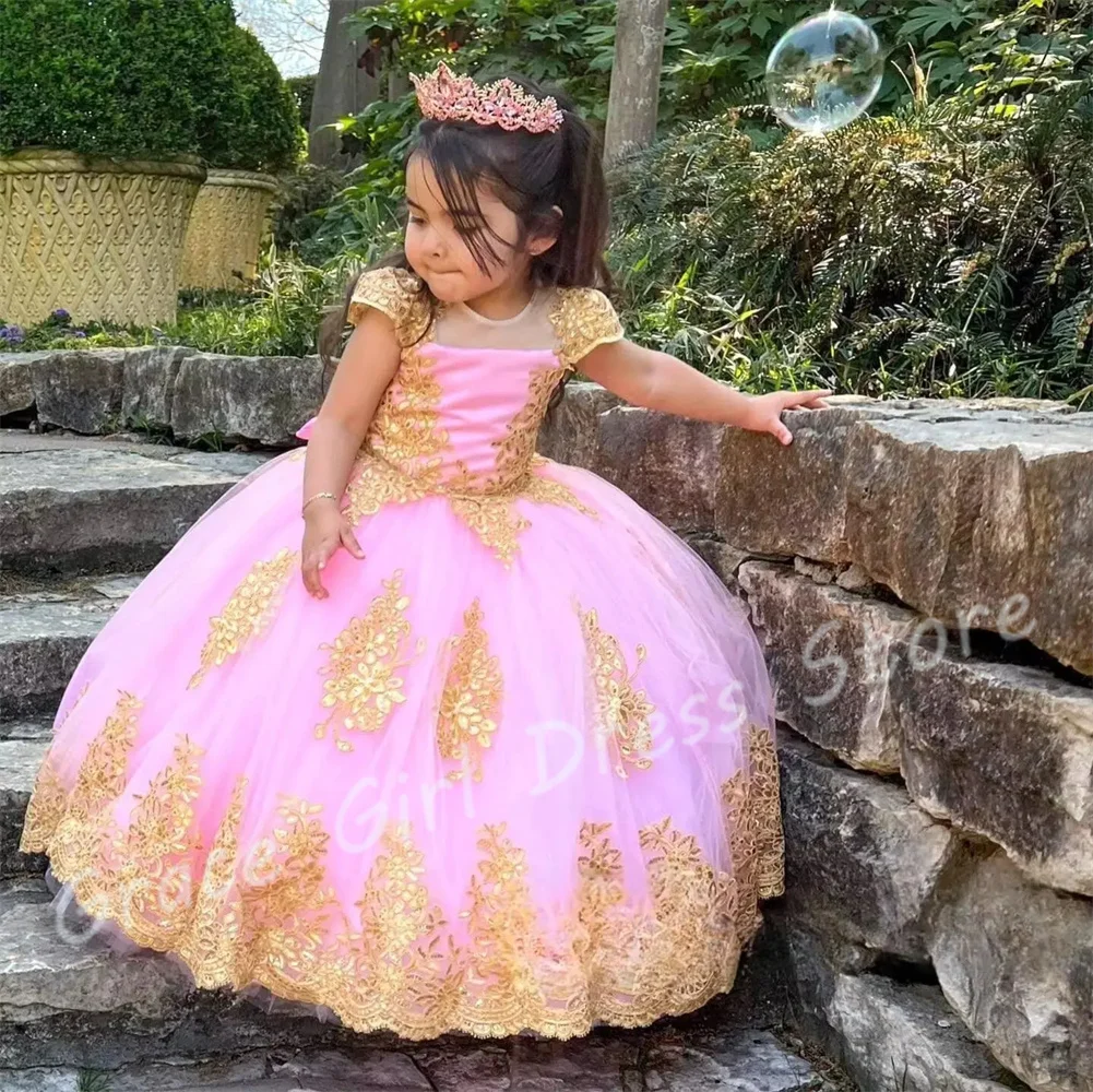 

Розовое платье с цветочным узором для девочек по индивидуальному заказу на свадьбу, золотые аппликации, тюлевой бант, классическое детское праздничное платье для дня рождения, первого причастия
