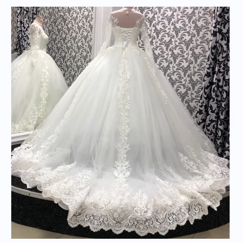 Haute Couture splendido abito da sposa bianco con abito da sposa in pizzo a maniche lunghe con cinturino posteriore