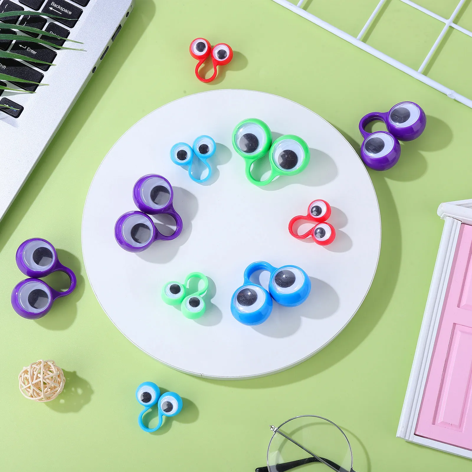 

10Pcs Creative Eyeball Rings Lovely Finger Playthings for Kids Interactive Learning Party Favors Educational Kids Playthings