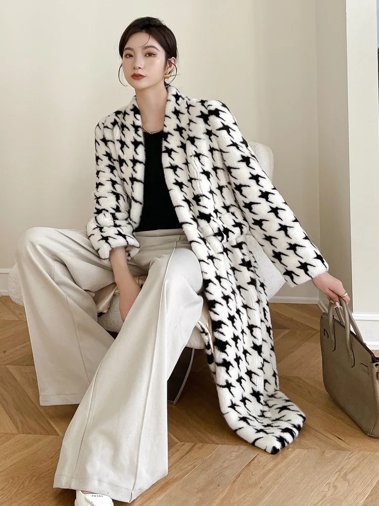 

Fur coat for women, Thousand Bird grid imitation mink fur coat, extended length, young V-neck, velvet mink fur, 2023 new