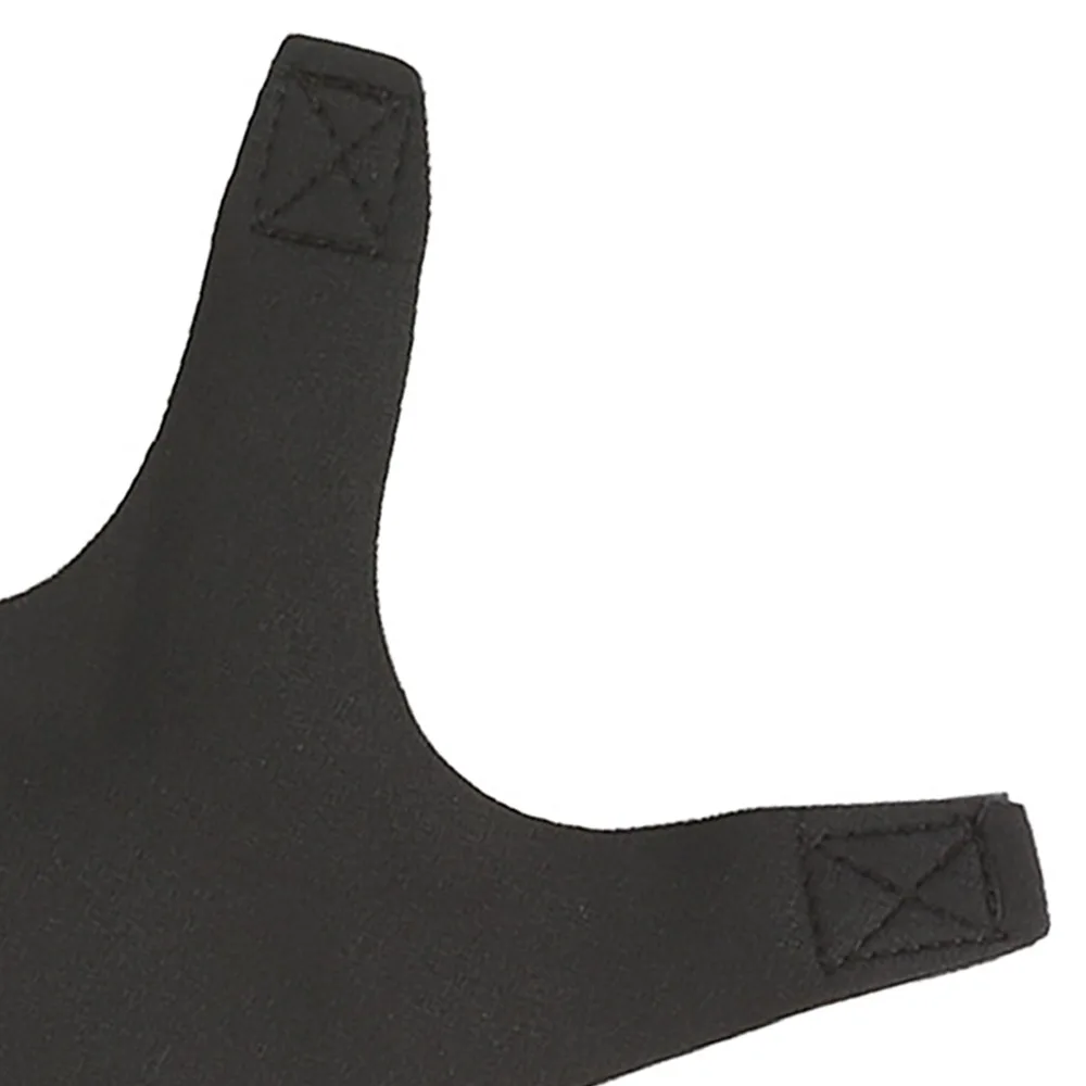 

Регулируемый тренажер для отработки ударов по воротам с эластичным ремнем, подходит для мячей разных размеров, черный, для тренировок по футболу