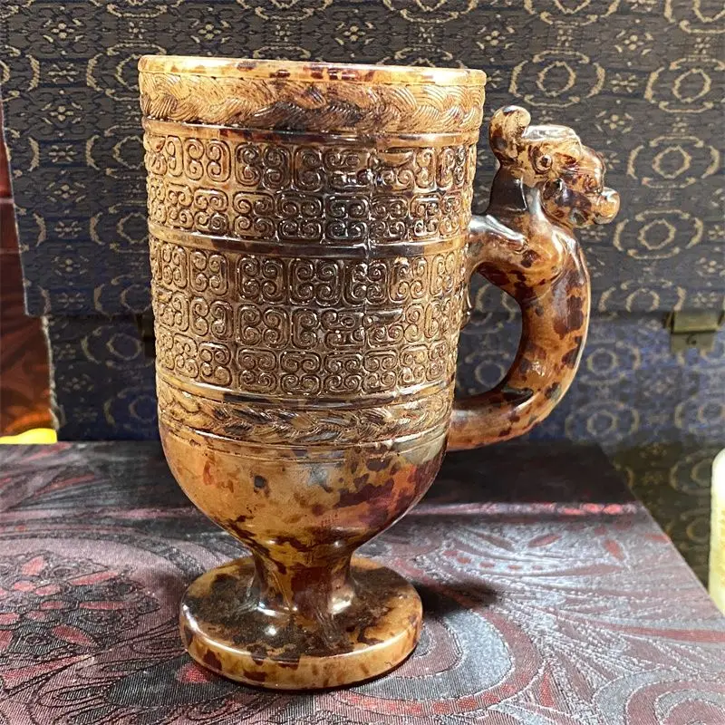 Chinese antique reproductions, jade carvings, collectibles, Xiuyan jade, jade discs, old-fashioned classic ornaments.