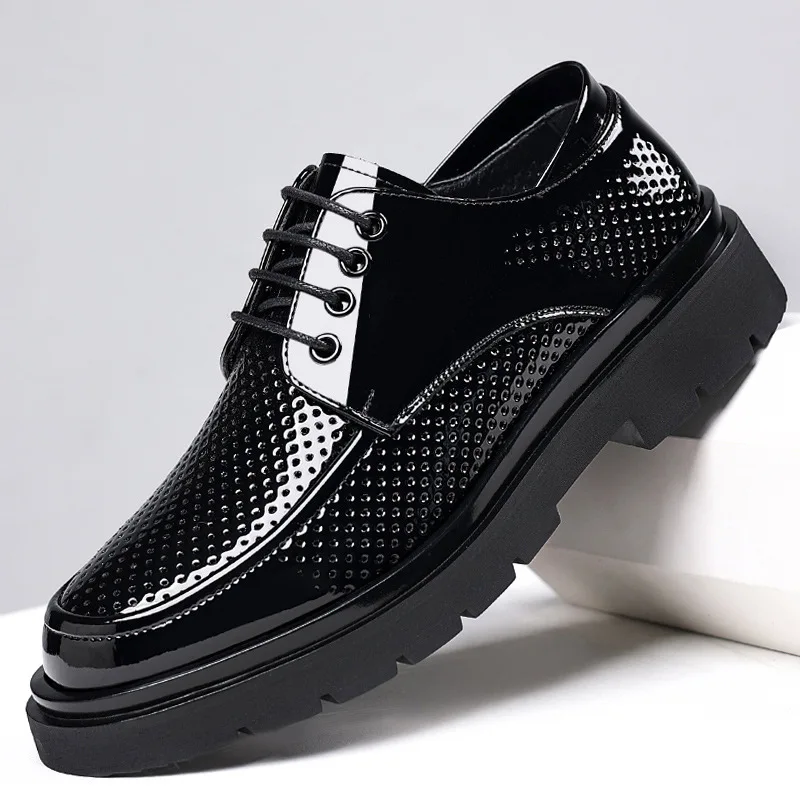 

Designer New Bright Face Hollowed Out British Style Man Loafers Spring Autumn Fashion Retro Platform Light Business Men's Shoes