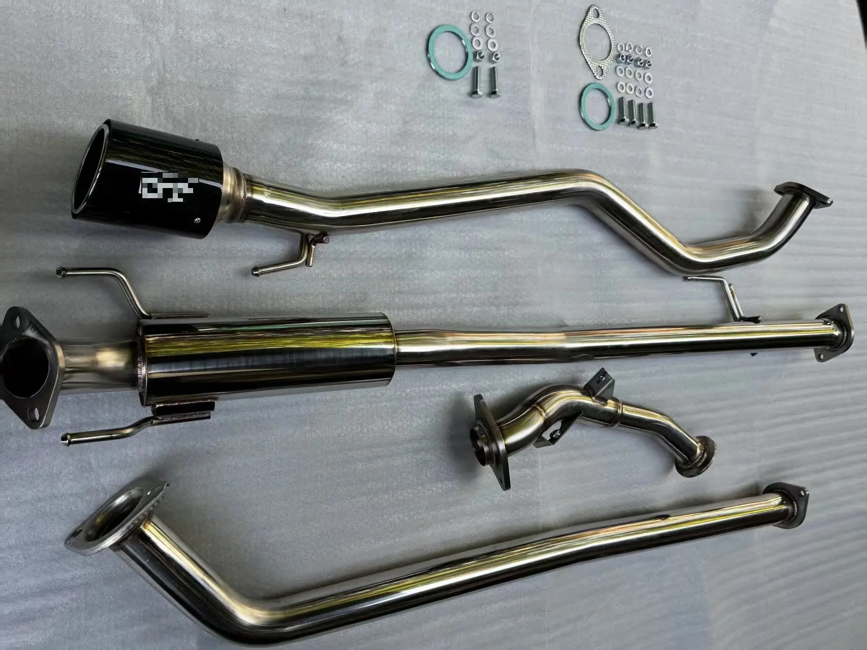 Professioneller Performance-Auspuffschalldämpfer für 2015+ Revo Automotive Hilux 304 Edelstahl mit professionellem Service