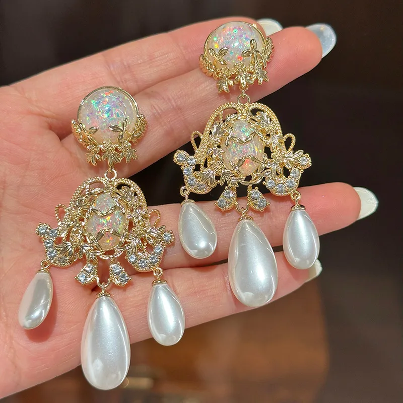 

New pearl fringed elegant temperament luxury earrings
