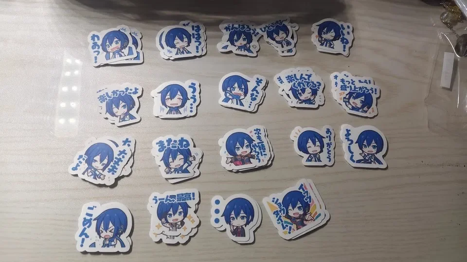40Pcs/set New Anime Hatsune Miku KAITO Emoticon Kawaii Figure Waterproof Sticker Model Toys DIY Hand Account Stickers Gifts