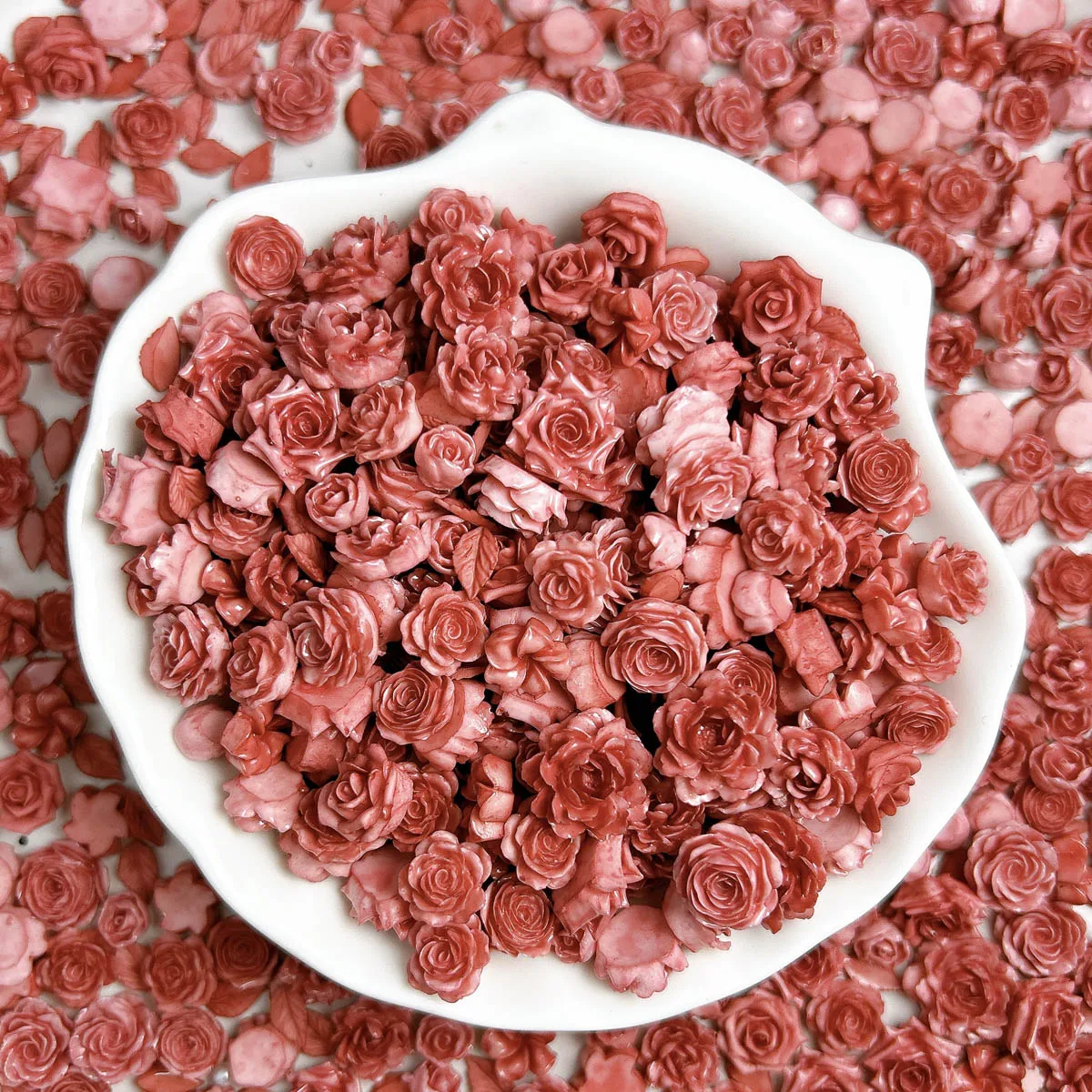 다양한 스타일의 연꽃 모란 장미 레진 네일 아트 참 3D 발광 모조 잎 꽃 혼합 네일 장식 DIY 네일 부품