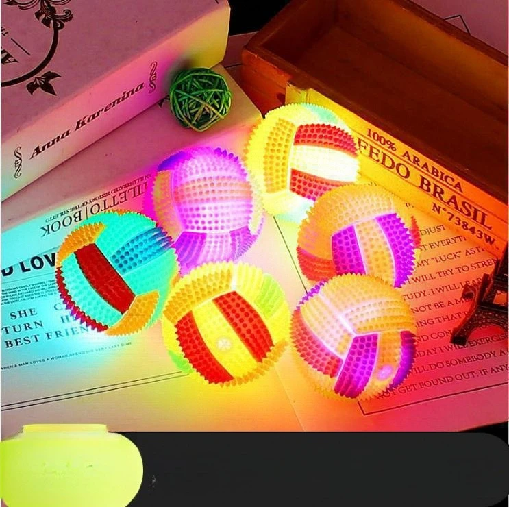 

Pet Toys 4PCS New Elastic Ball Luminous Volleyball Massage Ball Luminous Football with Whistle Ball Dog Play Interactive Toys