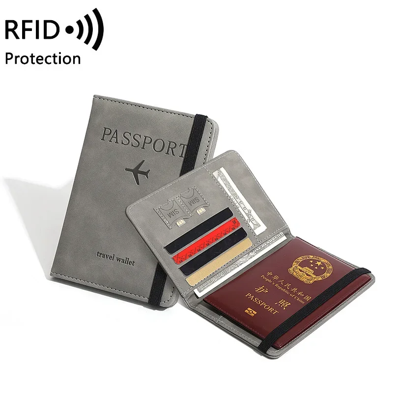 حامل جواز سفر RFID مع شريط مطاطي لحقيبة غطاء جواز سفر عالمي مع فتحات لبطاقة الائتمان لبطاقة الهوية التجارية