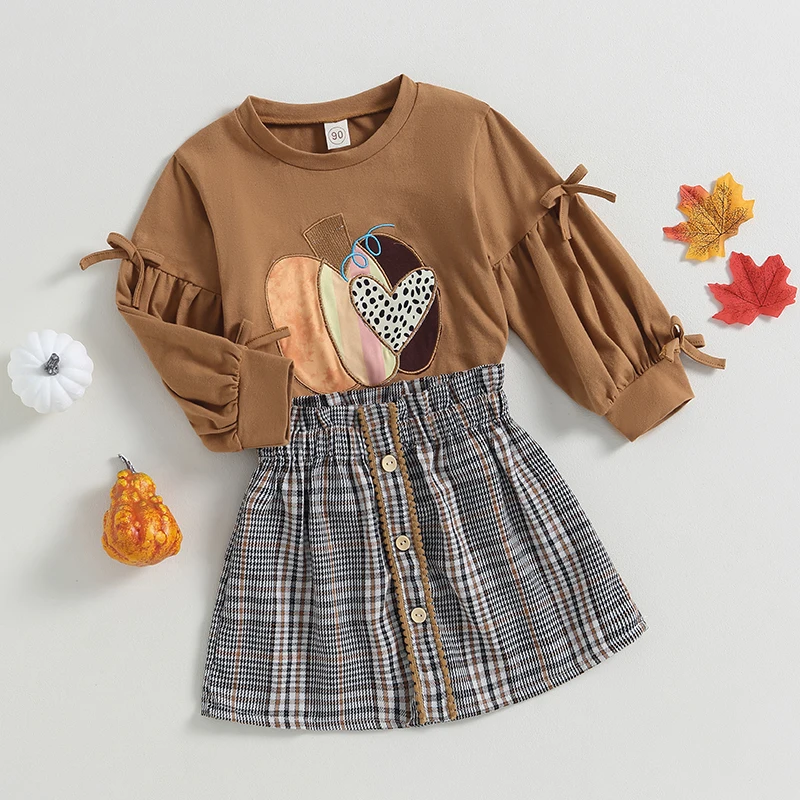 Adorabile completo autunnale per bambina con felpa girocollo con stampa zucca e gonna scozzese - Set di abiti di Halloween da 2 pezzi