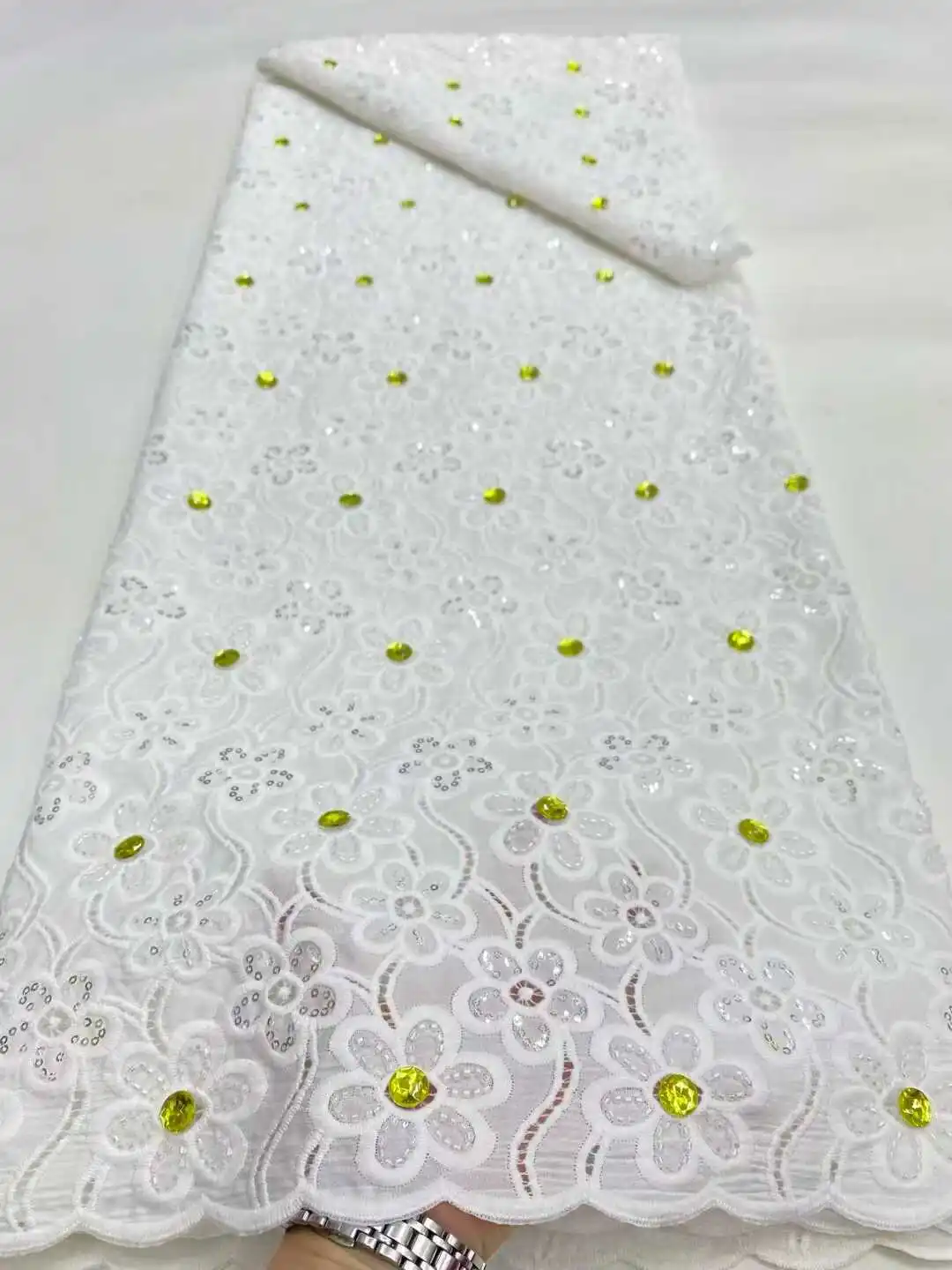 

Африканское кружевное полотно 2026: высококачественная белая хлопковая вышитая льняная ткань для свадебных платьев, тюль, 5 ярдов на метр