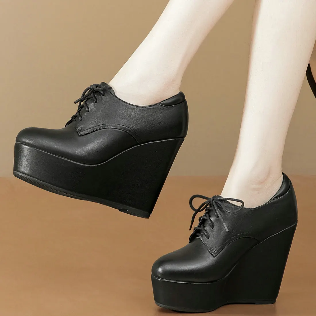 

Casual Shoes Women Genuine Leather Wedges Platform Pumps Female Round Toe Super High Heels Ankle Boots Punk Goth Oxfords Shoes