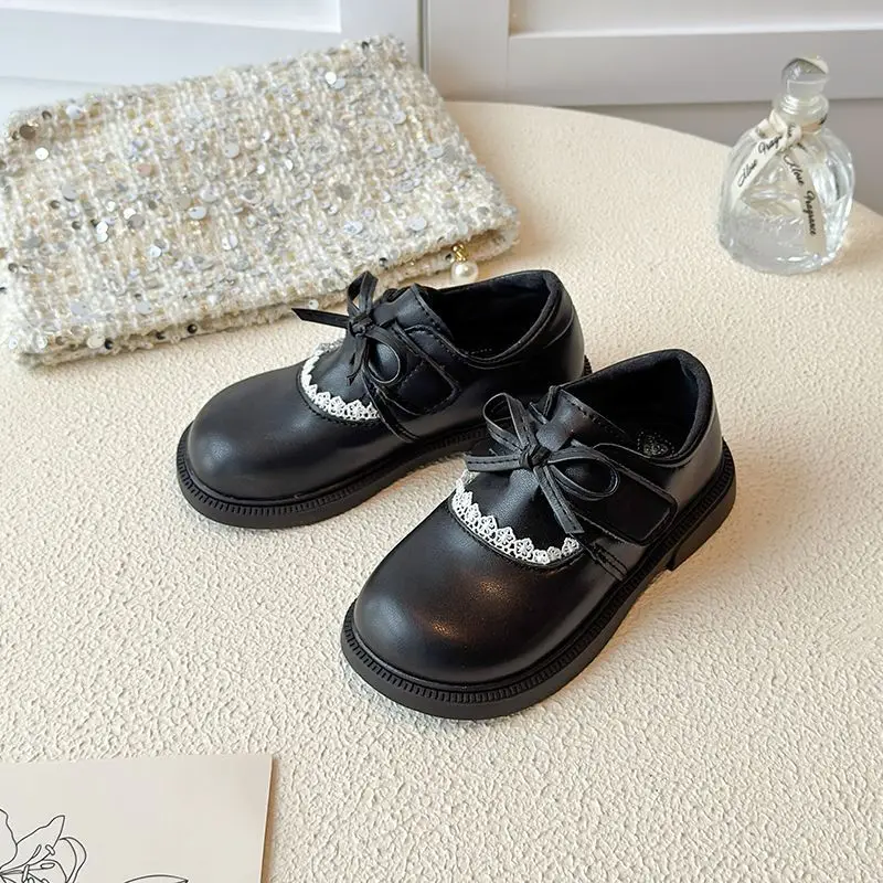 حذاء لوفر جلدي للفتيات 2026 لربيع وخريف الأداء المدرسي باللون الأسود ونعل ناعم على الطراز البريطاني حذاء الأميرة للأطفال #4