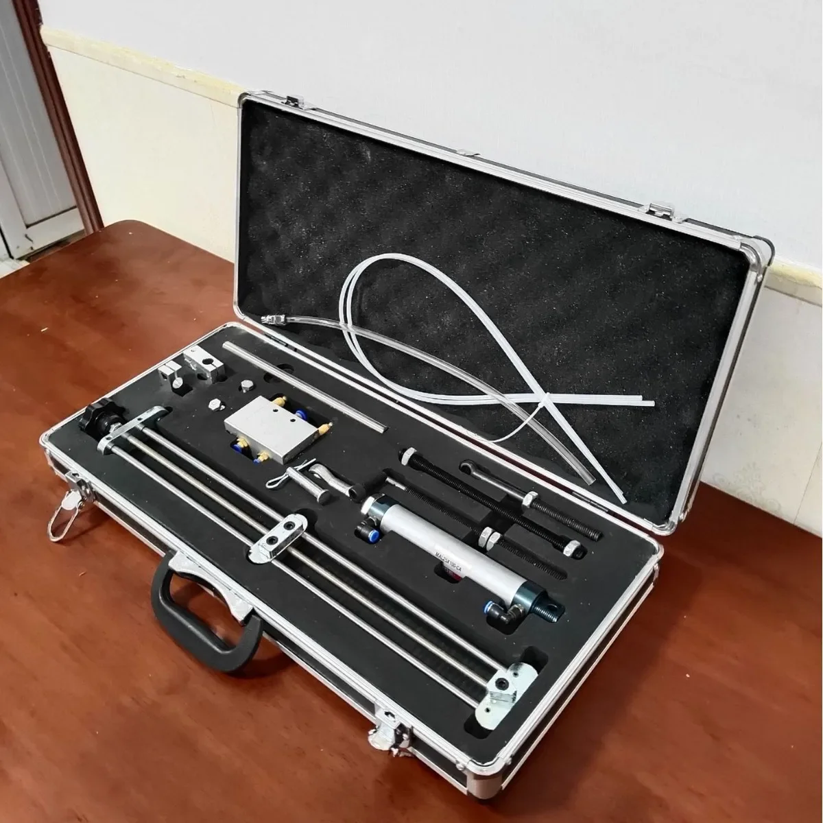 Tools and equipment Release piston ring Combustion chamber Carbon deposition set Non-dismantling treatment Burner disc equipment