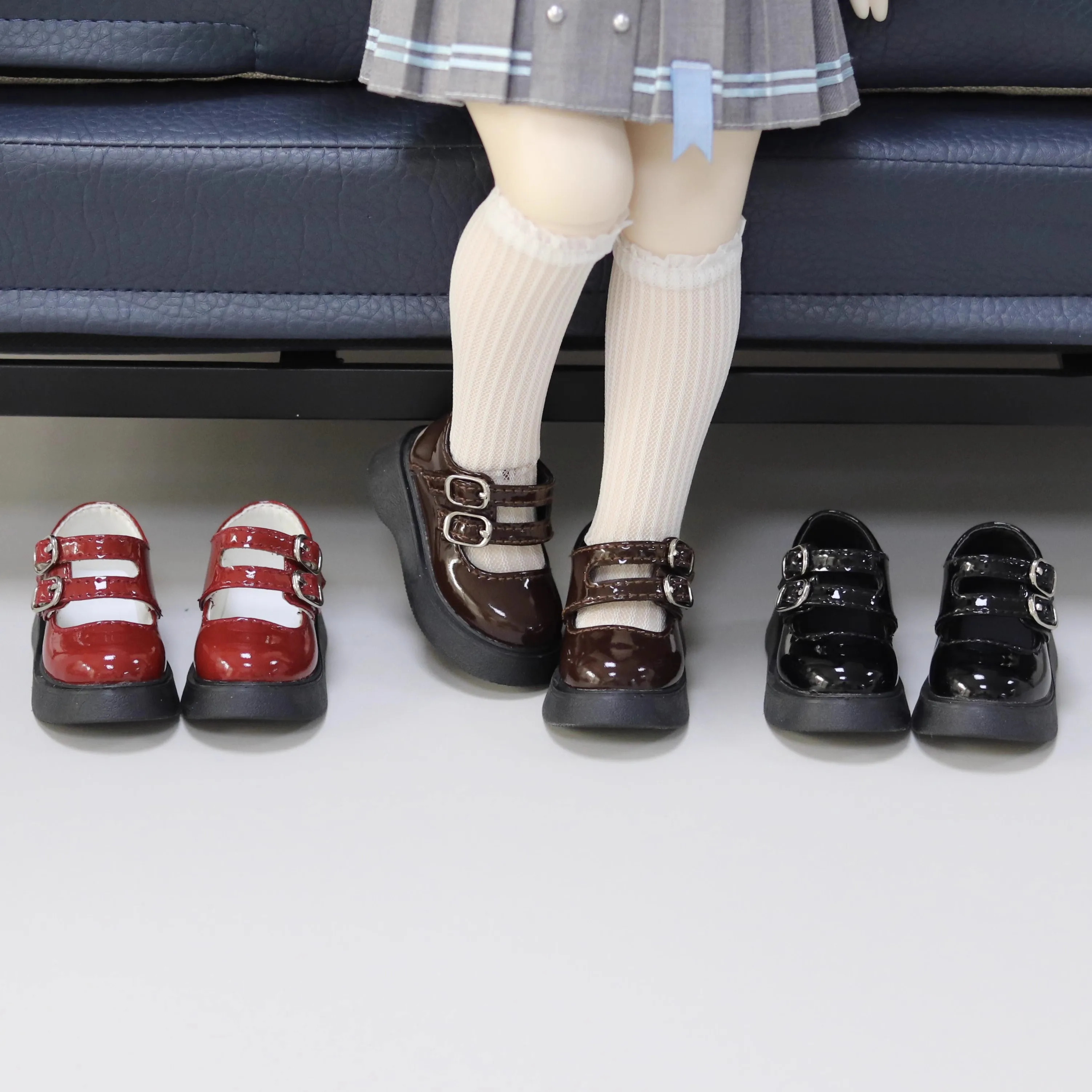 

1/4 Double Buckle Round Toe Small Glossy Leather Shoe BJD Doll Shoes Toy Girls Cute Thick-soled Brown Red Gifts Doll Accessories