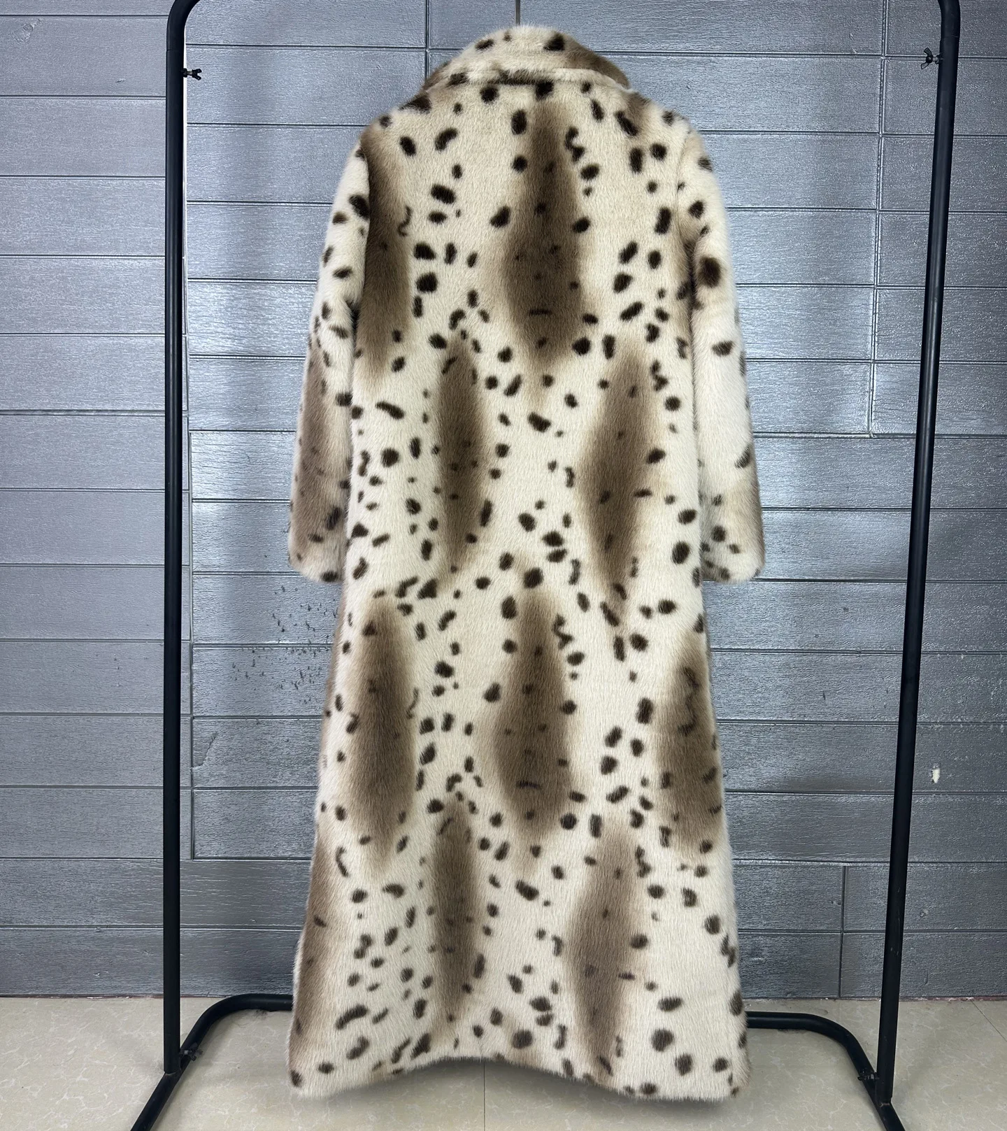 DEAT 2026 Winter Fashion Imitation Fur Leopard Pattern Coat For Women Notched Collar Long Style Notched Collar Jacket 11B9518