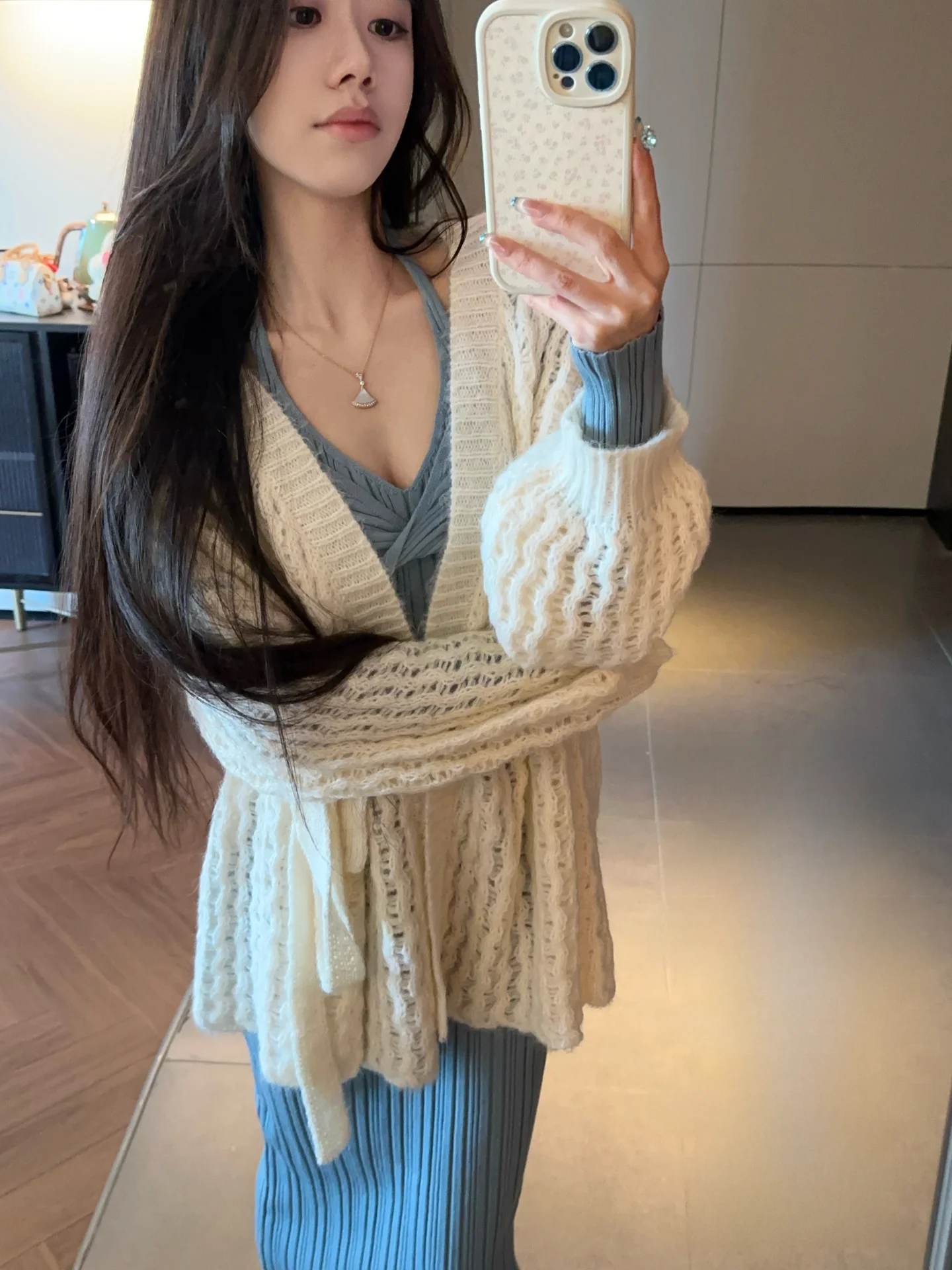 

JAMAIS VU Soft Skin Woolen Open Cardigan Hollow out Long Sve Mid-Length Loose Fit Warm Autumn Outerwear for Women