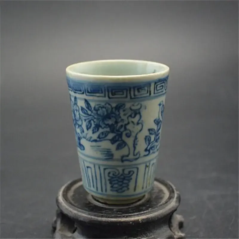 

Traditional Chinese Ceramic Blue and White Cup Collection Tea Cup Exquisite Decoration