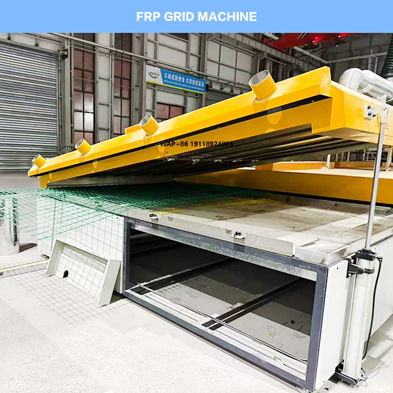 Durable FRP Mesh Weaving Loom Precision Fiberglass Mesh Loom Machine Fully Automatic High-Efficiency Welding Fiberglass Weaving