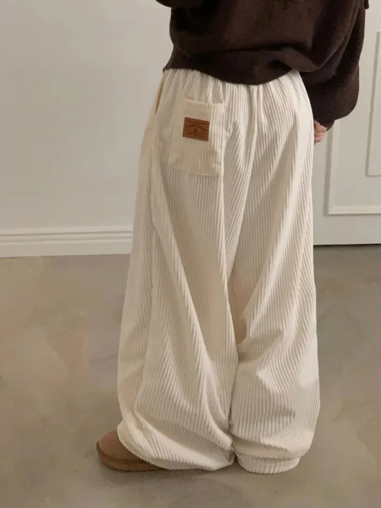レトロなパーソナライズされたバケットラベルコーデュロイ伸縮性ウエストワイドレッグパンツ女性のカジュアルパンツ冬の新作