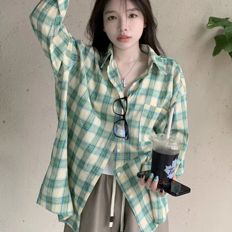 Green Plaid Shirts Women Harajuku Vintage Baggy Korean Style New Spring All-match Unisex Fashion Casual Schoolgirls Ins Clothing