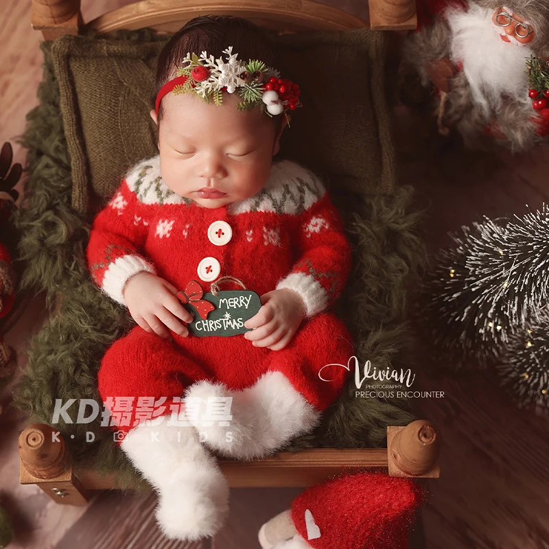 Knit Santa Claus Newborn Outfit Photography Props Warm Christmas Baby Clothes with Pom pom Hat Santa Claus Doll Scene Decoration
