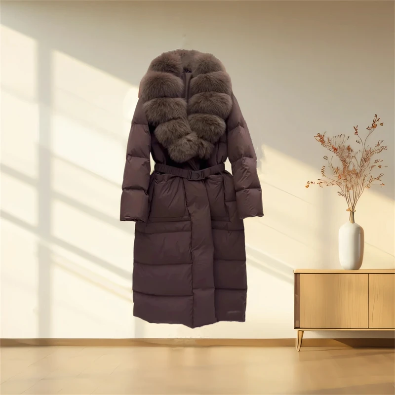 2025 Inverno delle nuove donne grande collo di pelliccia di volpe addensato caldo al ginocchio piumino d'oca moda di alta qualità piumino di media lunghezza