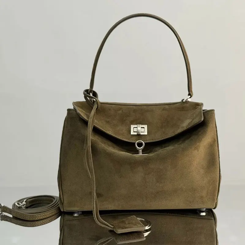 Borsa a tracolla alla moda Borsa a tracolla di lusso di alta qualità Borsa a tracolla in pelle scamosciata e borsa da donna casual di grande capacità per pendolari