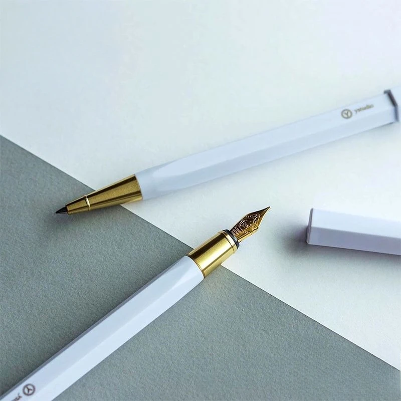 

Ystudio Brass Acrylic Resin Fountain Pen Unique DesignF 0.5mm Ballpoint Pen Luxury High Quality Rollerball Pens for Writing Gift